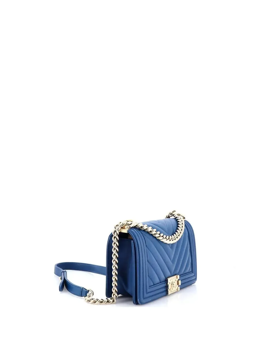 CHANEL elevate your